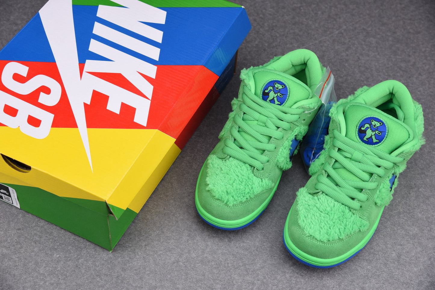 Nike SB Dunk Low Grateful Dead Green Bear Plush Limited Edition Sneakers