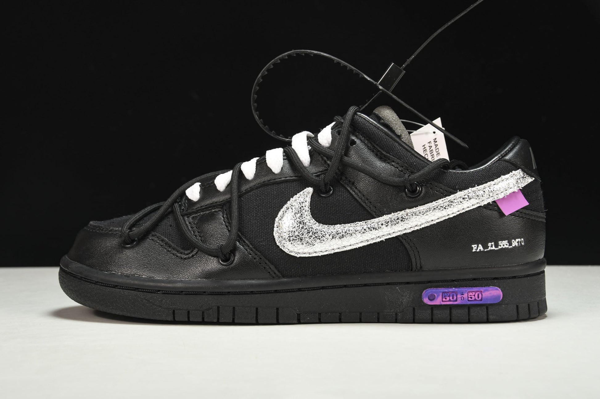 Iconic Nike Dunk Low Off-White Lot 50 Sneakers - Virgil Abloh Design