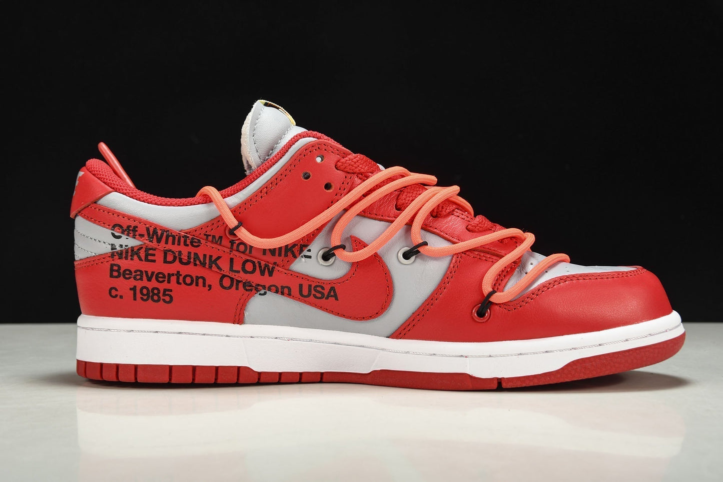 Nike Off-White University Red Dunk Low Sneakers - Iconic Style & Comfort