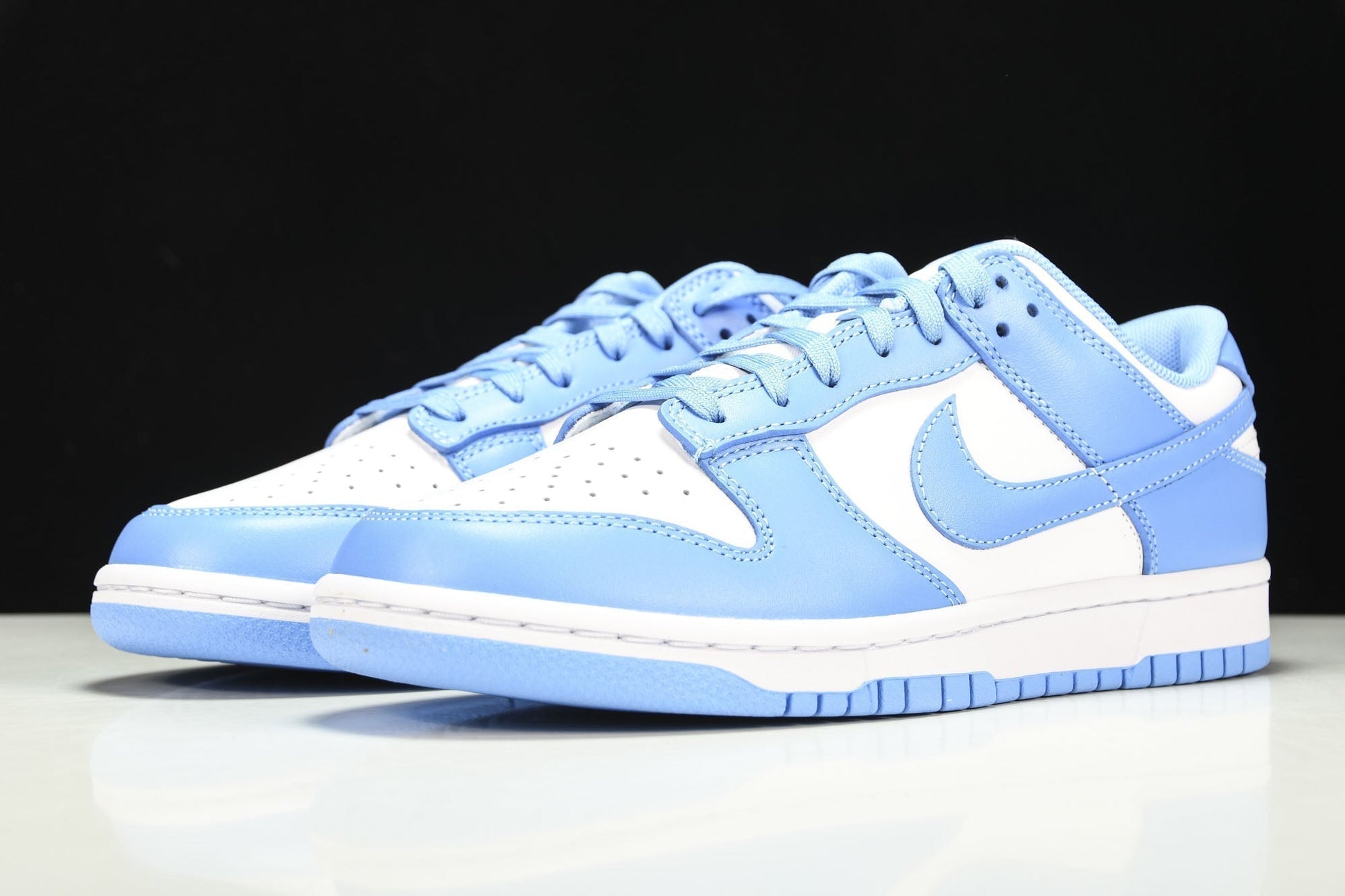 Nike Dunk Low UNC 2021 Edition Sneakers - Classic Blue/White Streetwear Shoes