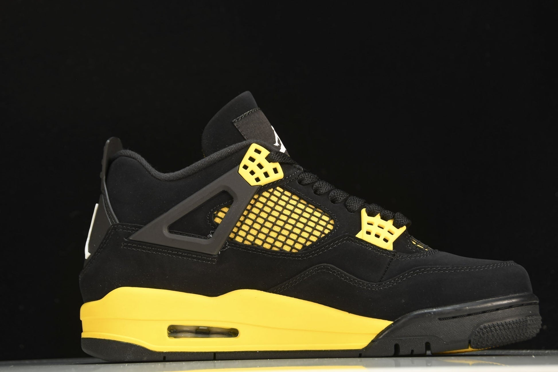 Legendary Air Jordan 4 Retro Thunder 2012 Men's Basketball Sneakers