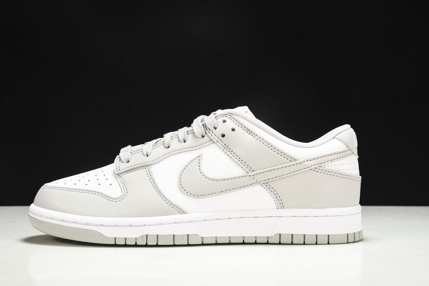 Nike Dunk Low Grey Fog Classic Streetwear Sneakers - Iconic Comfort & Style