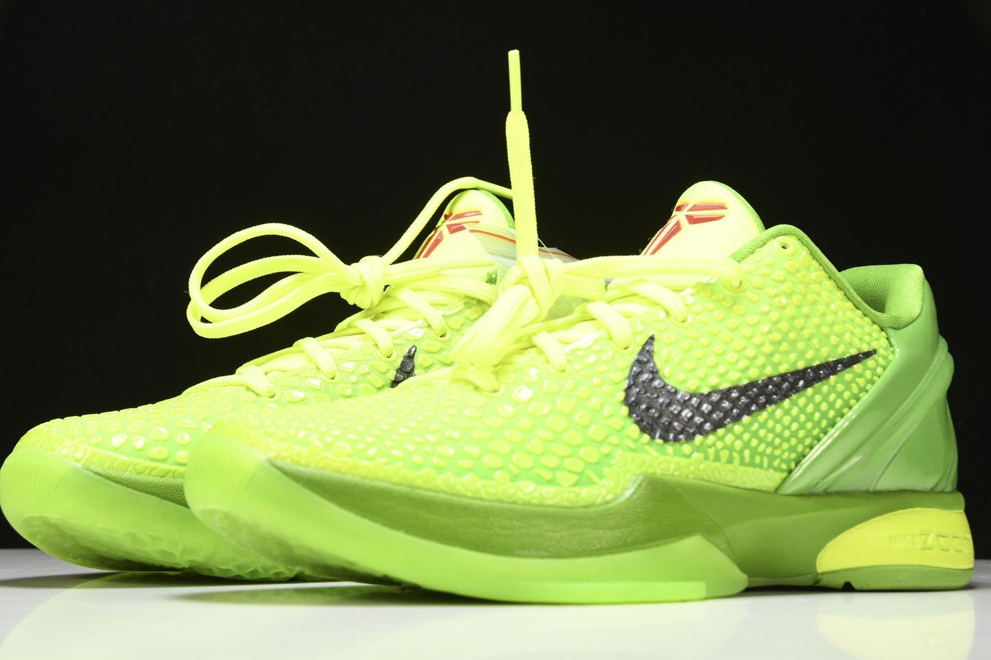 Nike Kobe 6 Protro Grinch: Elite Performance Basketball Shoes