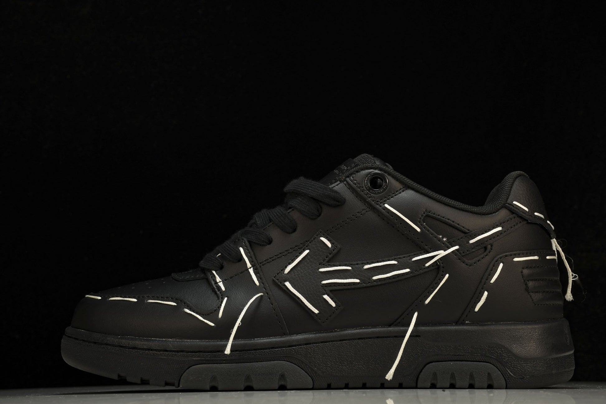 Off-White Out Of Office Sartorial Stitch Premium Leather Casual Low-Top Sneakers