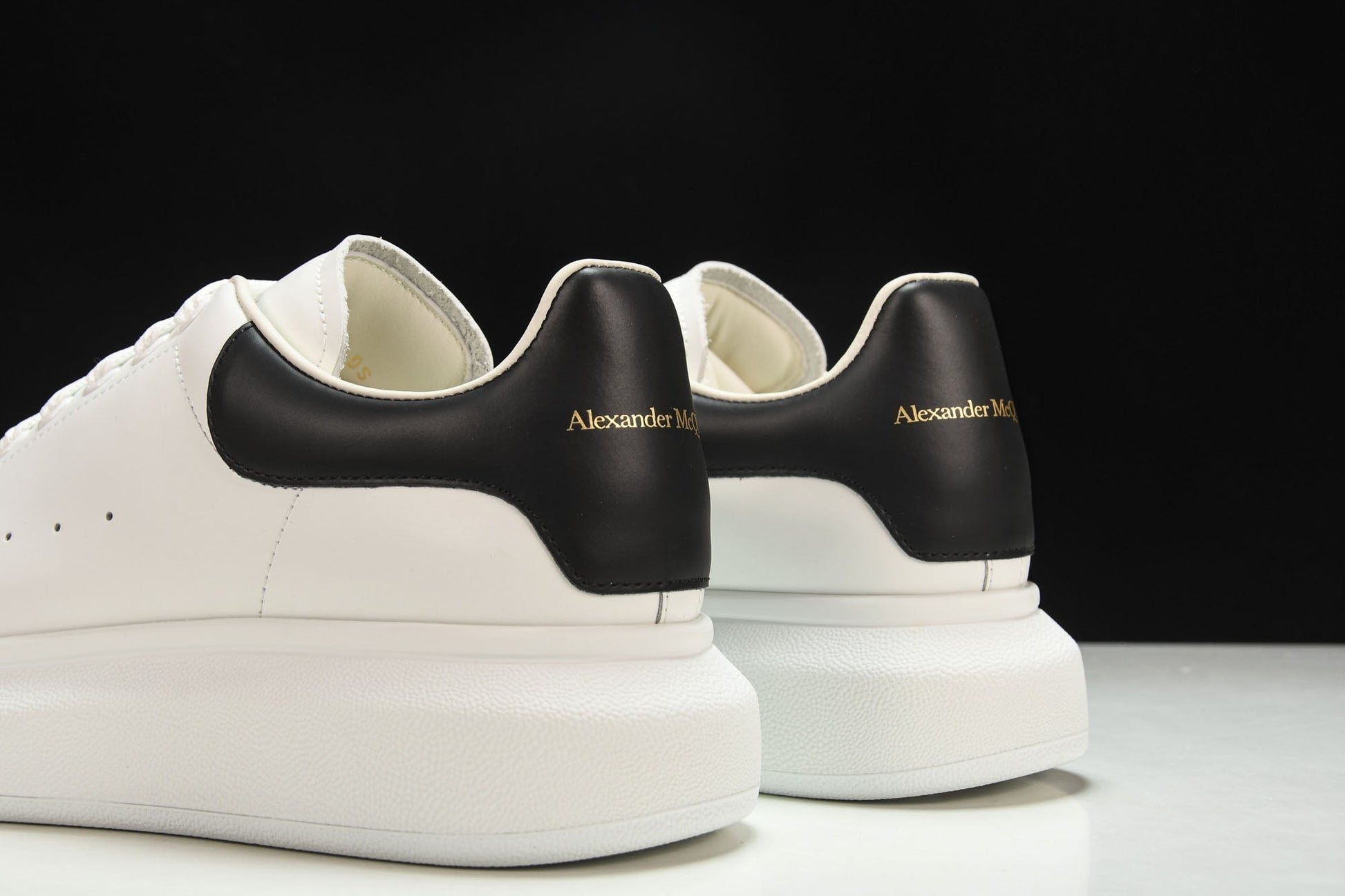 Luxury Alexander McQueen Oversized Black Leather Platform Sneakers for Men