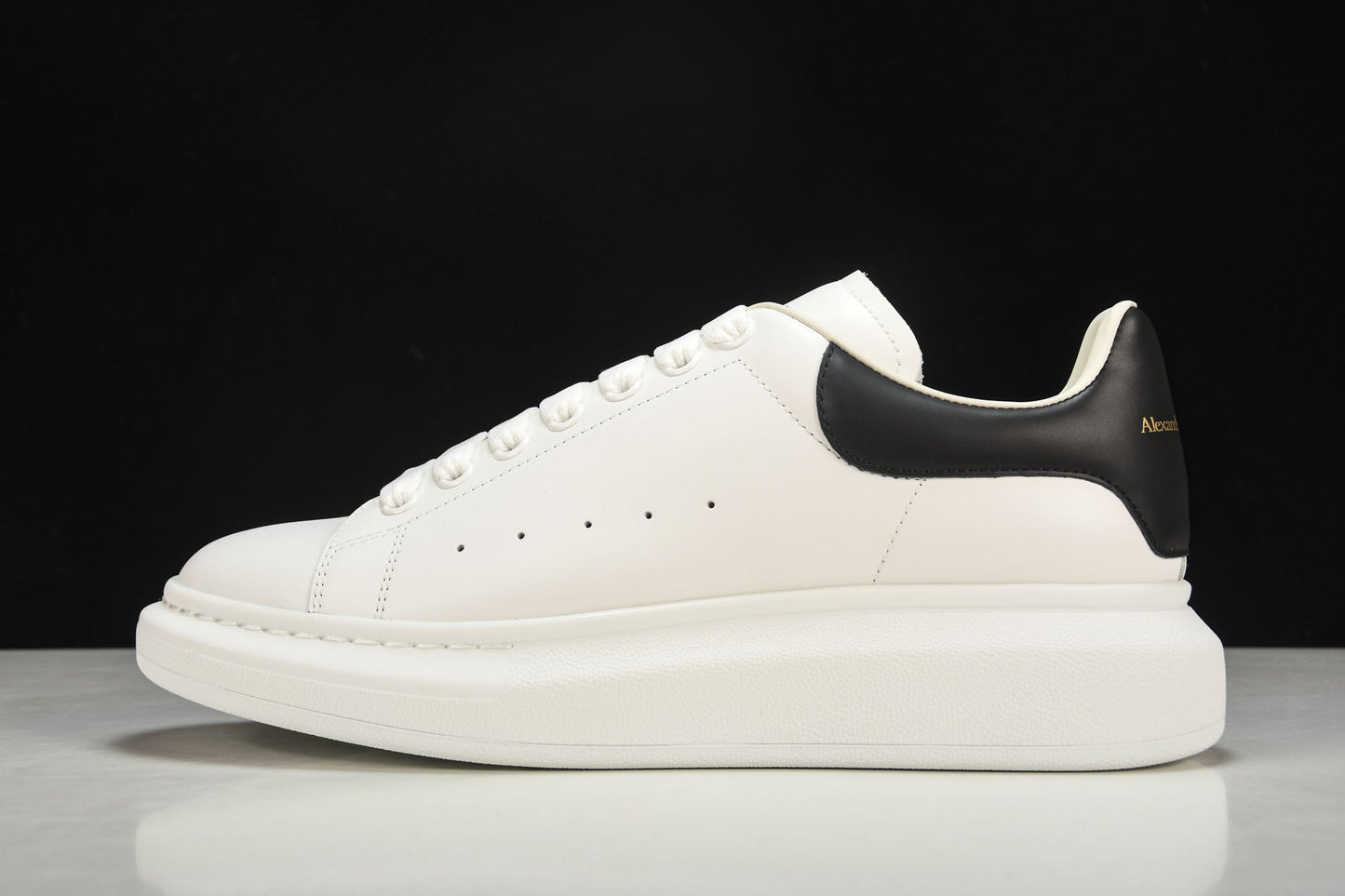 Luxury Alexander McQueen Oversized Black Leather Platform Sneakers for Men