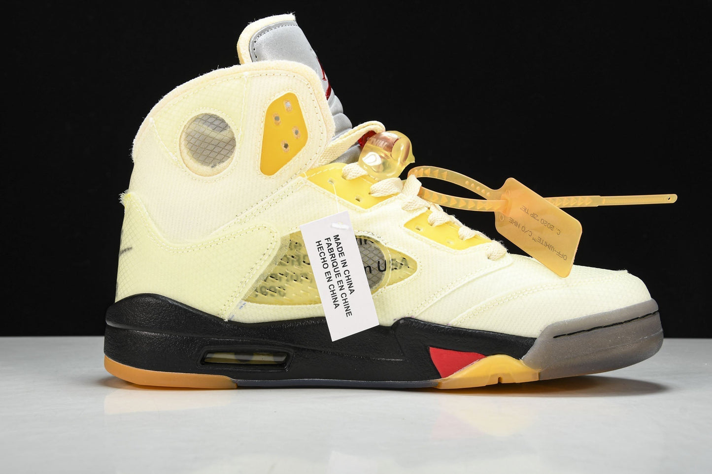 Iconic Air Jordan 5 Retro Off-White Sail Designer Basketball Sneakers
